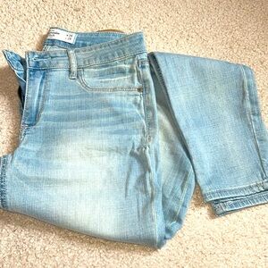 Size 6R Abercrombie Stretch Skinny Light Jeans